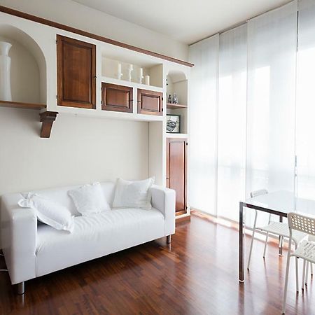 Studio Downtown Fantastic Area Apartment Milan Exterior photo