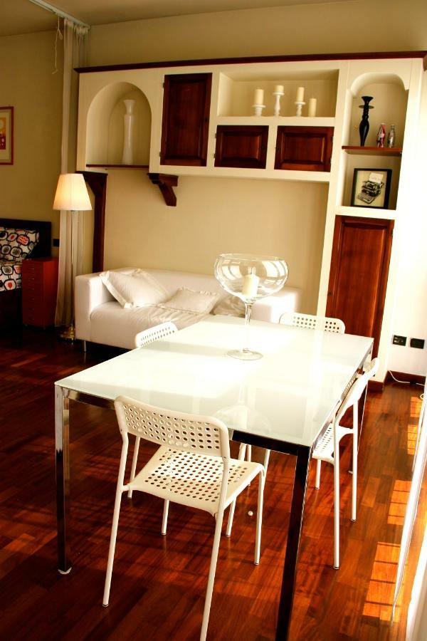Studio Downtown Fantastic Area Apartment Milan Exterior photo