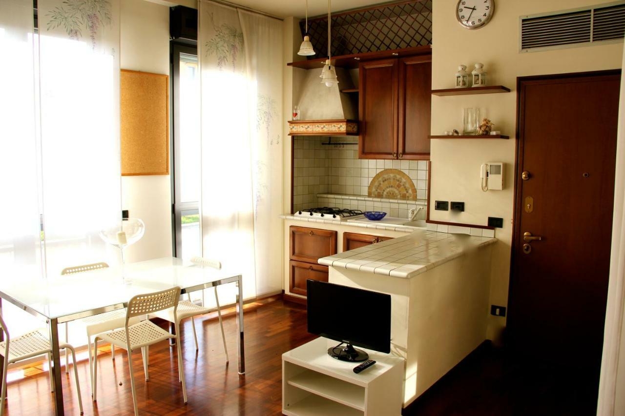 Studio Downtown Fantastic Area Apartment Milan Exterior photo